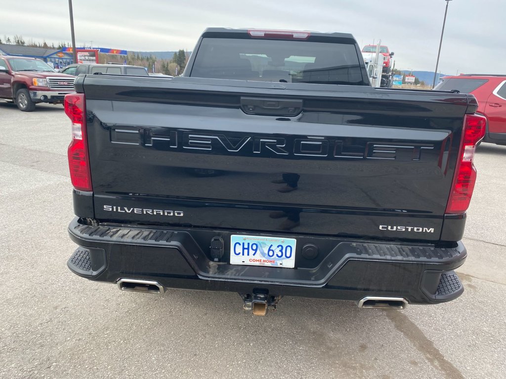 2022 Chevrolet Silverado in Deer Lake, Newfoundland and Labrador - 17 - w1024h768px