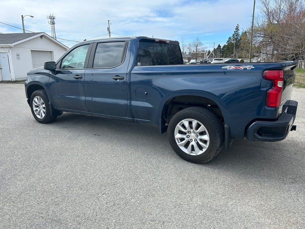 2022 Chevrolet Silverado in Deer Lake, Newfoundland and Labrador - 4 - w1024h768px