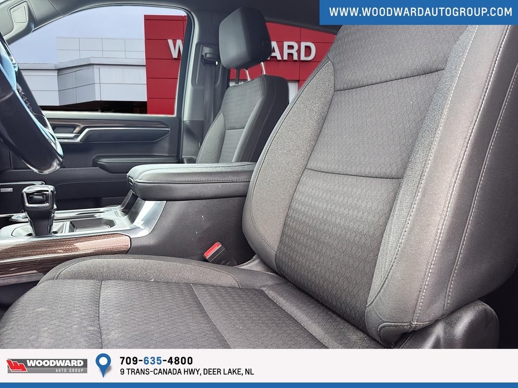 2023 Chevrolet Silverado in Deer Lake, Newfoundland and Labrador - 7 - w1024h768px