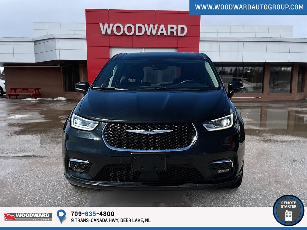 2023 Chrysler CHRYSLER in Deer Lake, Newfoundland and Labrador - 2 - w1024h768px