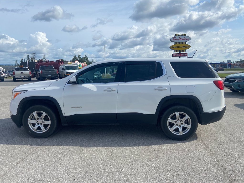 2017 GMC Acadia in Deer Lake, Newfoundland and Labrador - 1 - w1024h768px