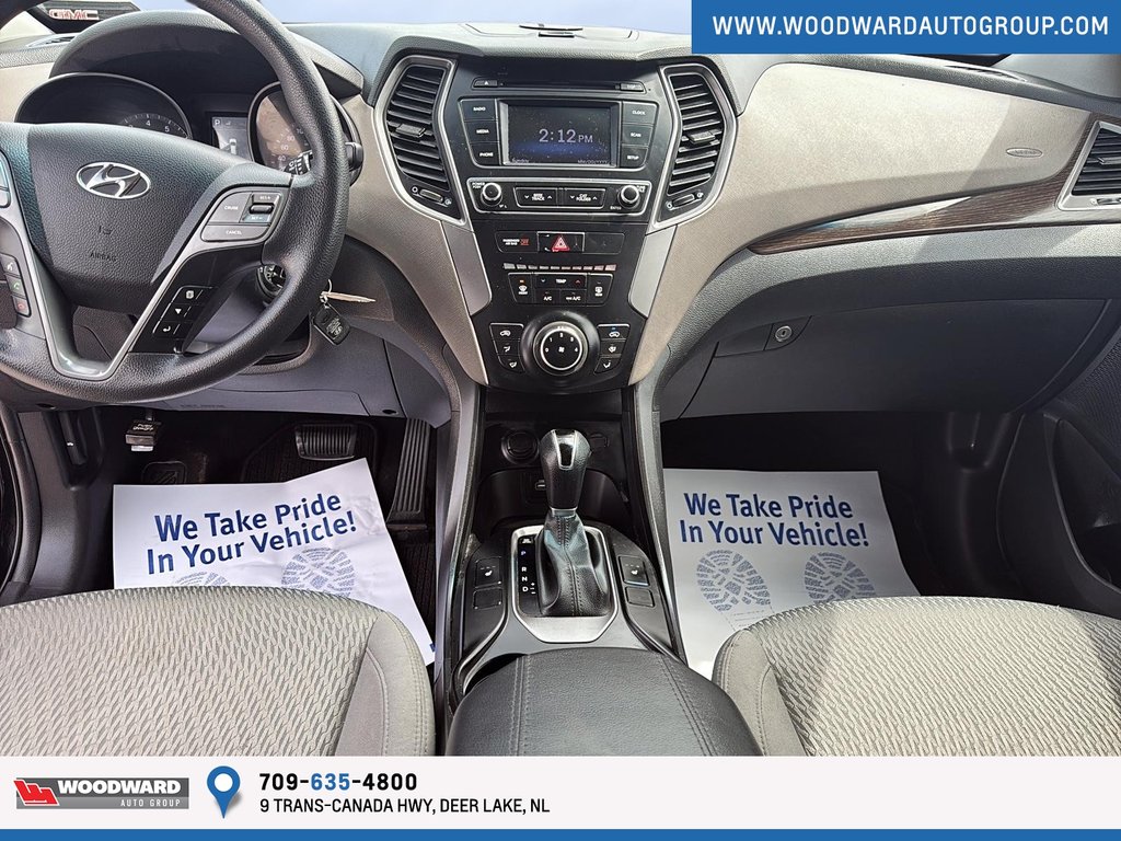 2017 Hyundai Santa Fe in Deer Lake, Newfoundland and Labrador - 8 - w1024h768px