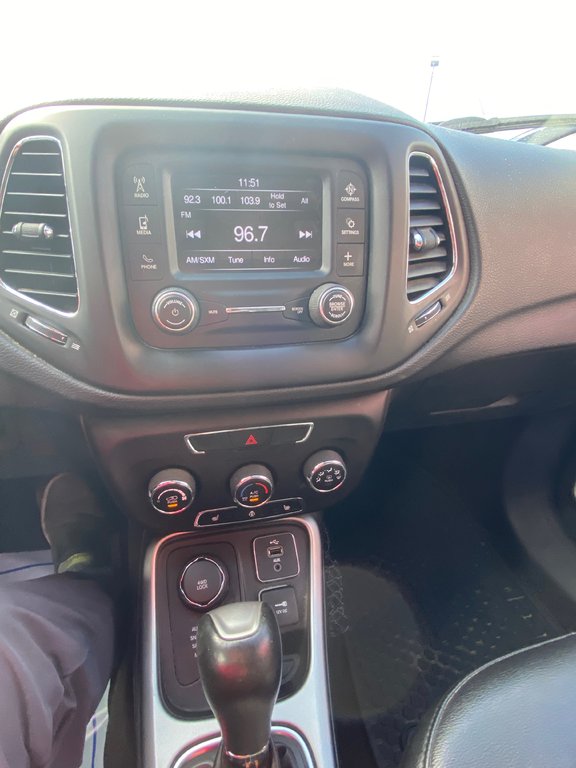 2018 Jeep Compass in Deer Lake, Newfoundland and Labrador - 17 - w1024h768px