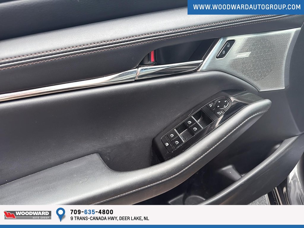 2021 Mazda 3 in Deer Lake, Newfoundland and Labrador - 8 - w1024h768px