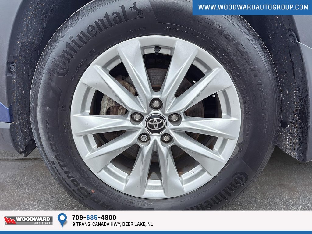 2023 Toyota Corolla Cross in Deer Lake, Newfoundland and Labrador - 7 - w1024h768px