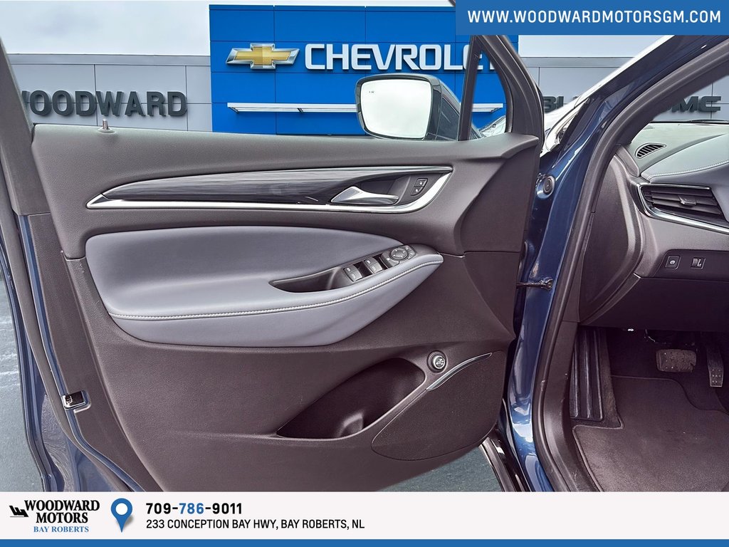 2024 Buick Enclave Essence in Bay Roberts, Newfoundland and Labrador - 11 - w1024h768px