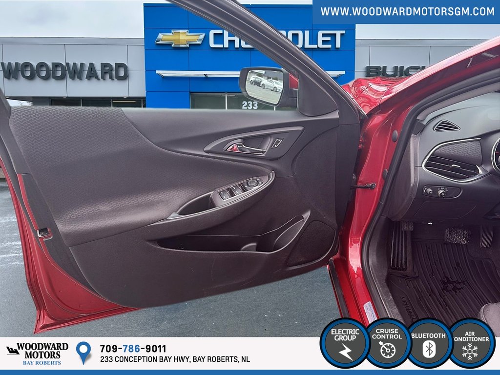 2021 Chevrolet Malibu LT in Bay Roberts, Newfoundland and Labrador - 11 - w1024h768px
