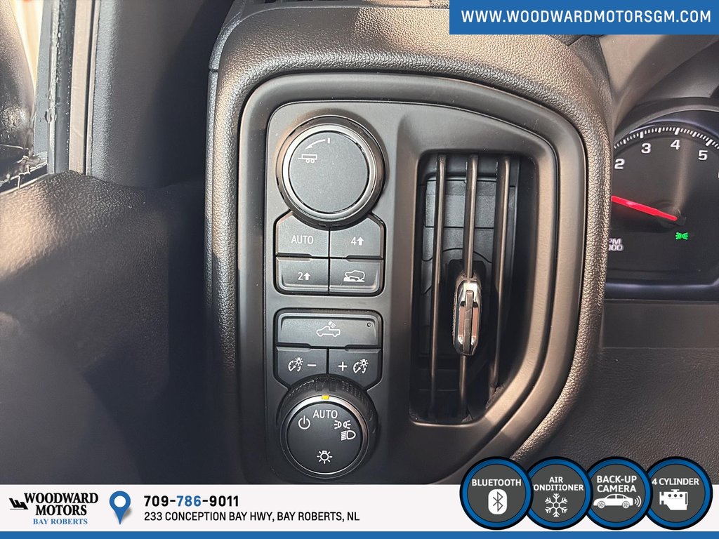 2023 Chevrolet Silverado Custom in Bay Roberts, Newfoundland and Labrador - 16 - w1024h768px