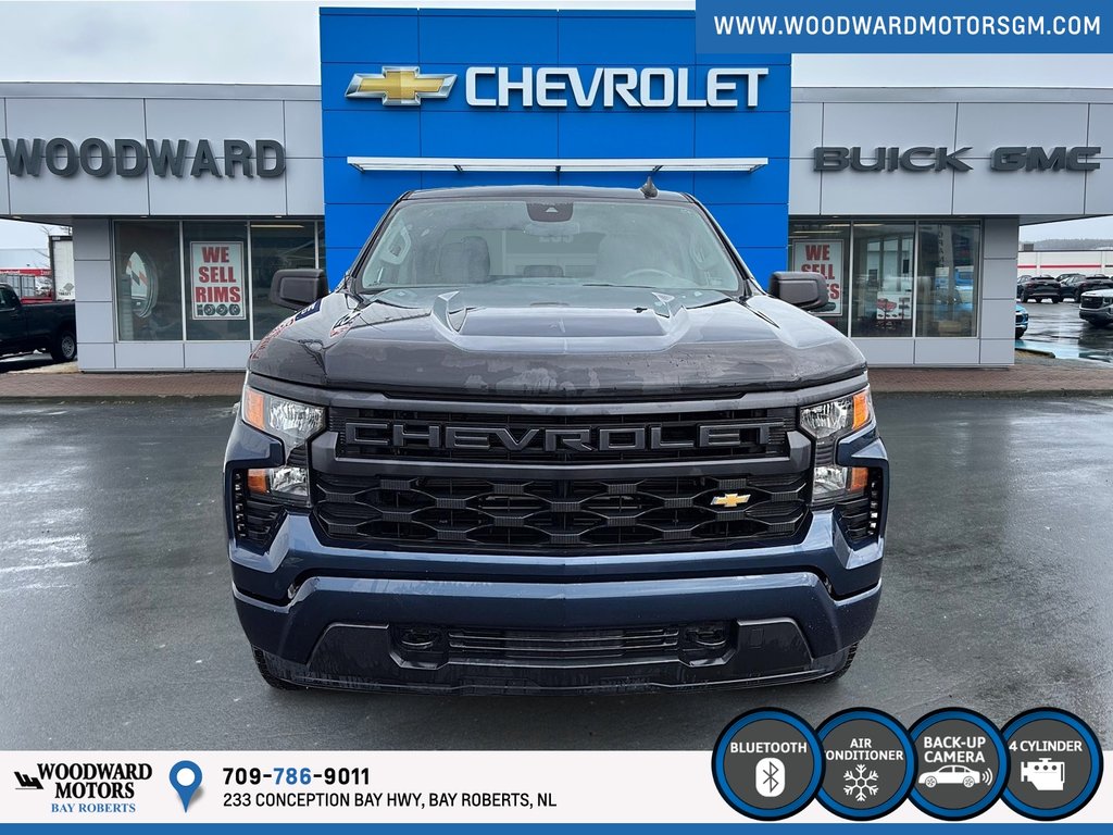 2023 Chevrolet Silverado Custom in Bay Roberts, Newfoundland and Labrador - 2 - w1024h768px