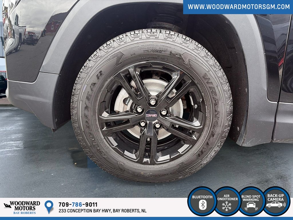 2022 GMC Terrain AT4 in Bay Roberts, Newfoundland and Labrador - 7 - w1024h768px