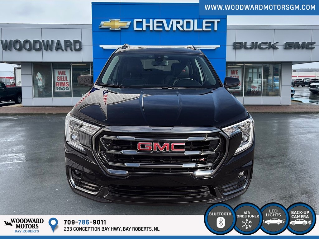 2024 GMC Terrain AT4 in Bay Roberts, Newfoundland and Labrador - 2 - w1024h768px
