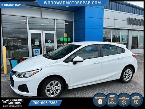 2019  Cruze Ls Hback LS in Port Aux Basques, Newfoundland and Labrador - 3 - w1024h768px
