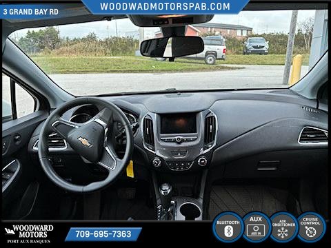 2019  Cruze Ls Hback LS in Port Aux Basques, Newfoundland and Labrador - 6 - w1024h768px