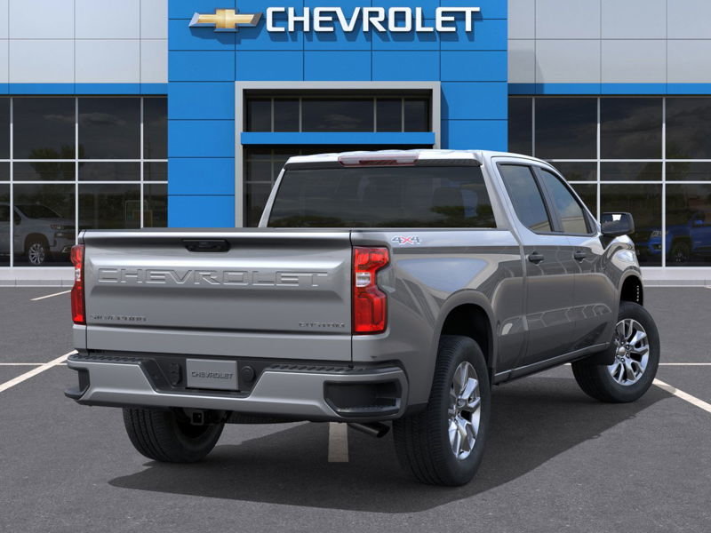 2025 Chevrolet Silverado 1500 Crew Custom 4WD Custom in Port Aux Basques, Newfoundland and Labrador - 4 - w1024h768px