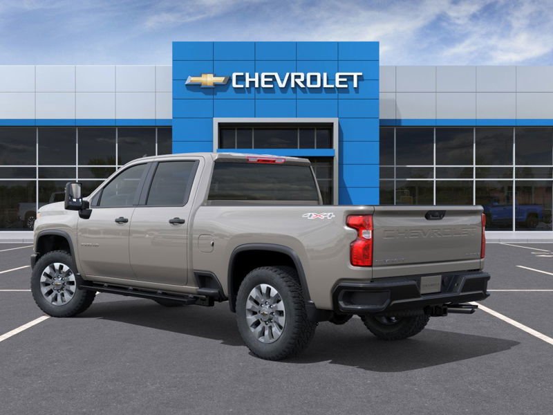 2026 Chevrolet Silverado 2500 4WD Custom Crew Custom in Port Aux Basques, Newfoundland and Labrador - 3 - w1024h768px