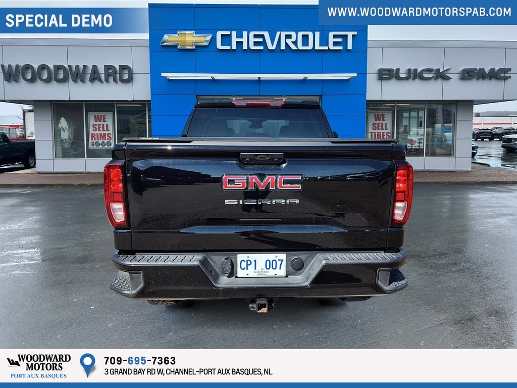 2026 GMC Sierra 1500 PRO Crew Cab 4WD Pro in Port Aux Basques, Newfoundland and Labrador - 7 - w1024h768px