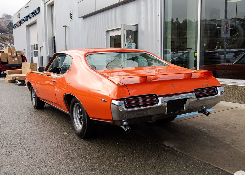 1969 Pontiac GTO JUDGE in Kamloops, British Columbia - 6 - w1024h768px