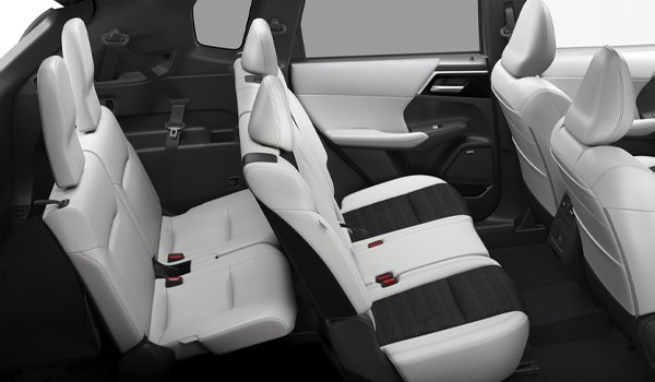 2026 Mitsubishi Outlander LE -  - 3