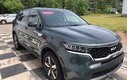 2022 Kia Sorento LX - Heated seats, hands free, reverse camera, a/c