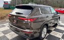 2022 Mitsubishi Outlander ES - reverse camera, alloy rims, dual climate zone