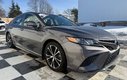 2020 Toyota Camry Hybrid SE, keyless entry, backup camera, Bluetooth