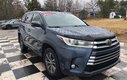 2017 Toyota Highlander XLE - hands free, cruise control, lane assist, a/c