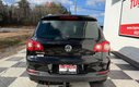 2011 Volkswagen TIGUAN Trendline, Keyless entry, Moonroof, 2.0L turbo