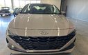 Hyundai Elantra Luxury 2023