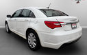2013 Chrysler 200 LX, Keyless entry, MP3, Cruise control