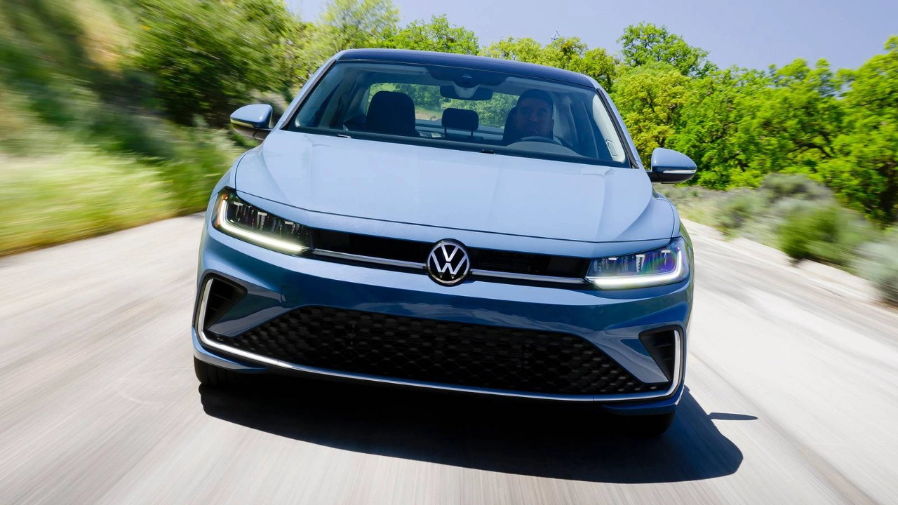 Jetta vs Jetta GLI : les différences