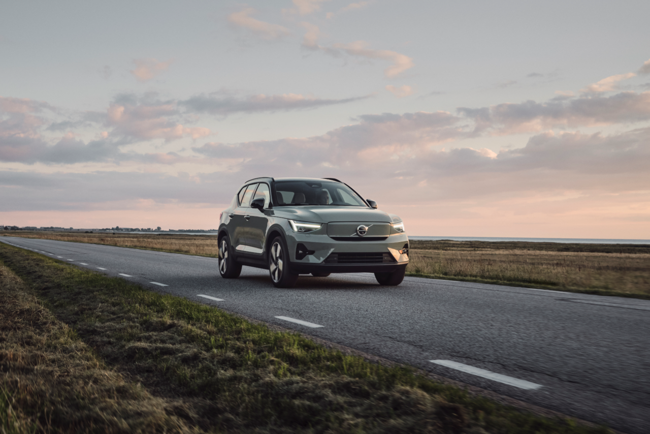 The Impressive Interior Space and Versatility of the 2023 Volvo XC40 Recharge and C40 Recharge