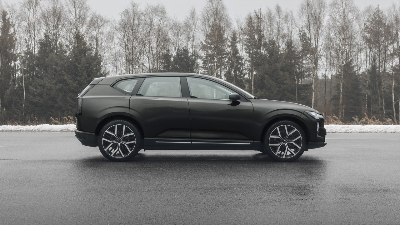 Standard 360-Degree Camera and Adaptive Cruise: The 2027 EX60's Safety Foundation Across All Trims