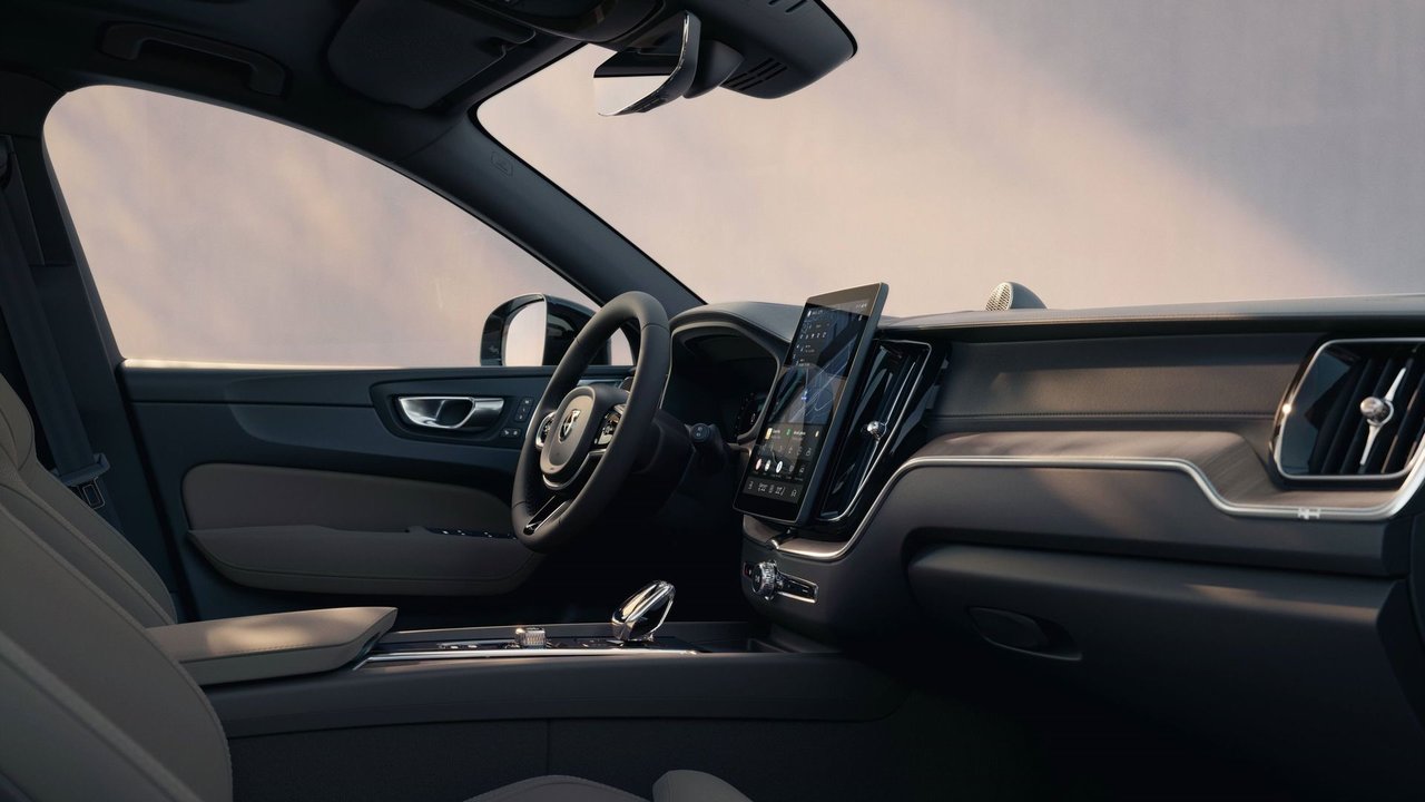 Keeping Your Commute Connected With the 2026 Volvo XC60’s Google Built-In Infotainment