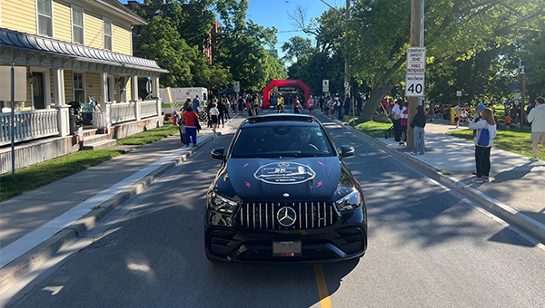 Mercedes-Benz Oakville Proudly Leads the Way at the Bronte Harbour Classic