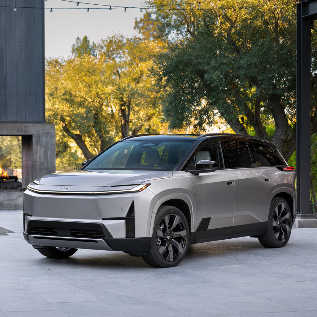 2027 Toyota Highlander Electric | 3-Row EV SUV | Alma Toyota Best 3-row Suv 2027