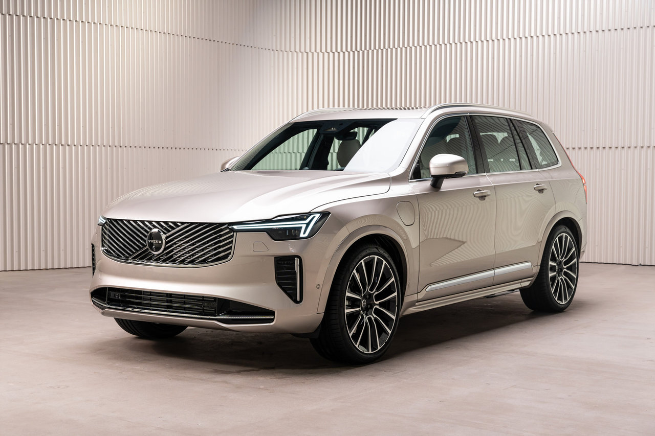 Volvo XC90 PHEV 2025.5 : le VUS hybride de luxe ultime pour les conducteurs d’ici