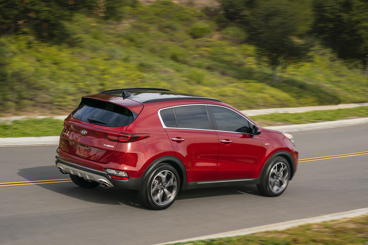 2022 Kia Sportage vs. 2022 Honda CR-V: More Style and More Power