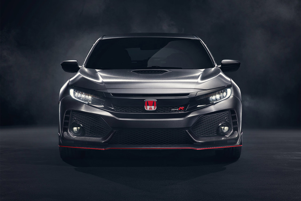 The Honda Civic Type R dazzles the Paris Motor Show