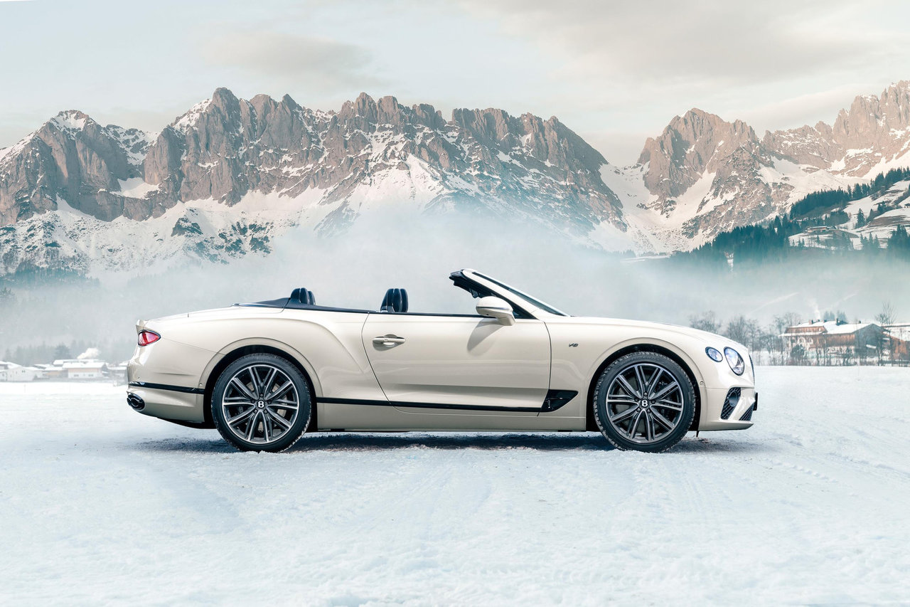 Mastering Winter Roads with Pre-Owned Jaguars, Land Rovers, and Bentleys