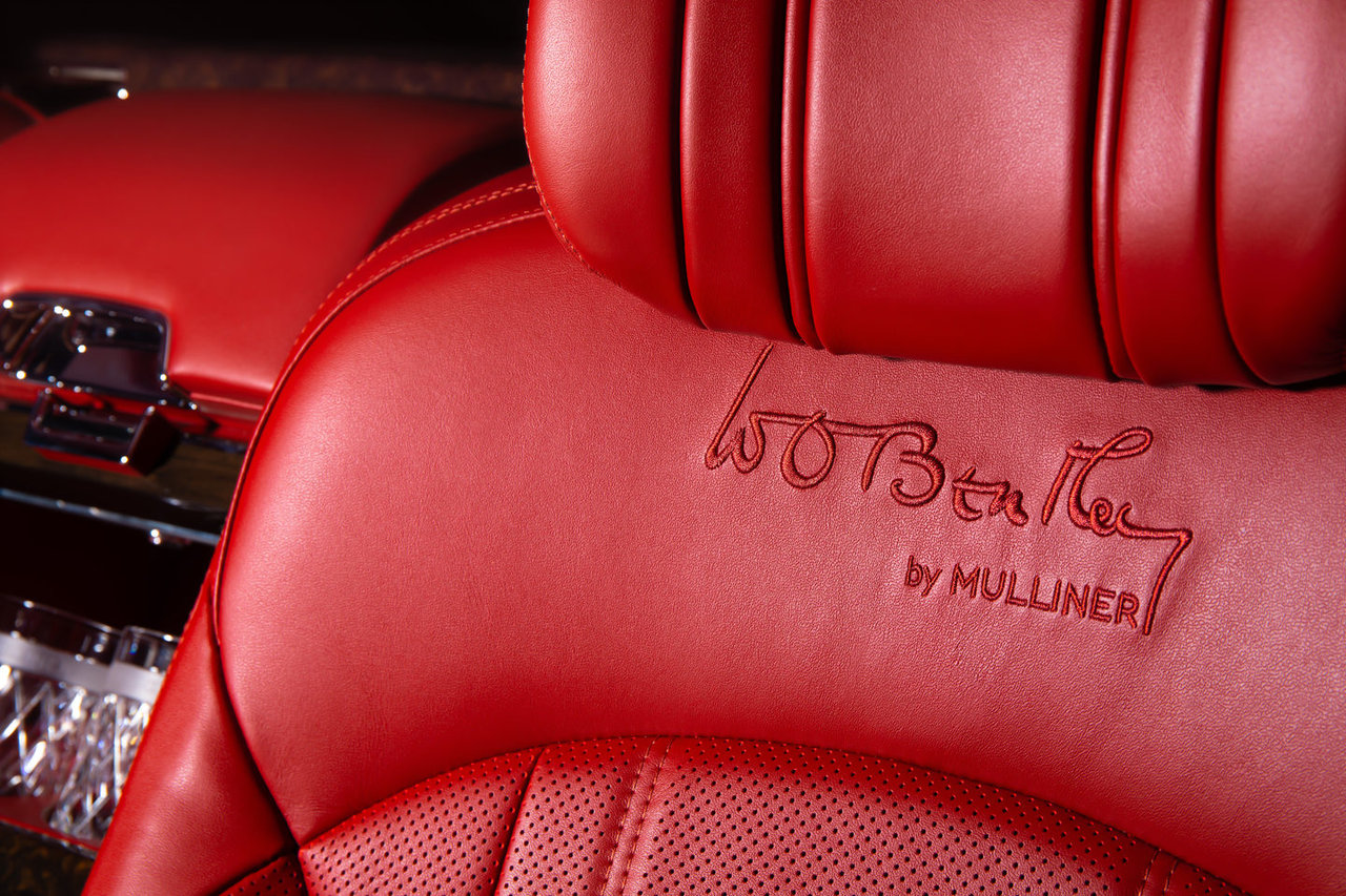 Au-delà de la brochure : une immersion dans l’univers des commandes sur mesure Bentley Mulliner