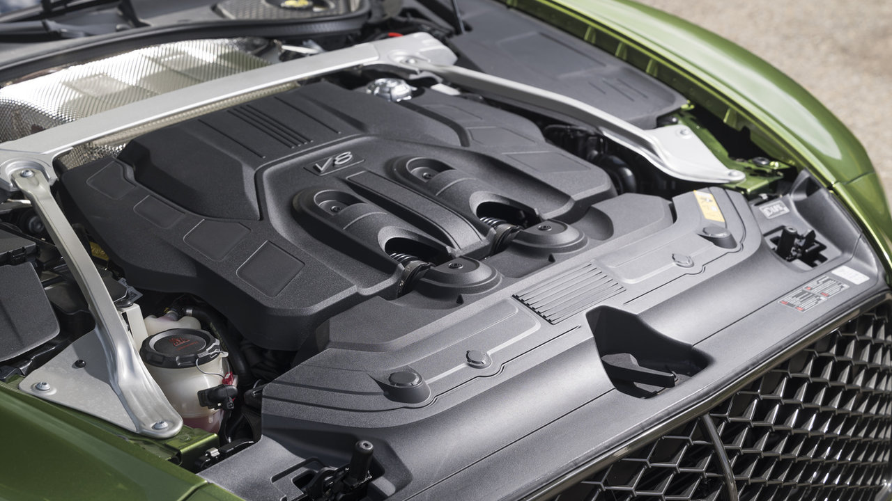 From the W12 Era to the V8 Ultra-Performance Hybrid: How Bentley Reinvented Its Flagship Powertrain
