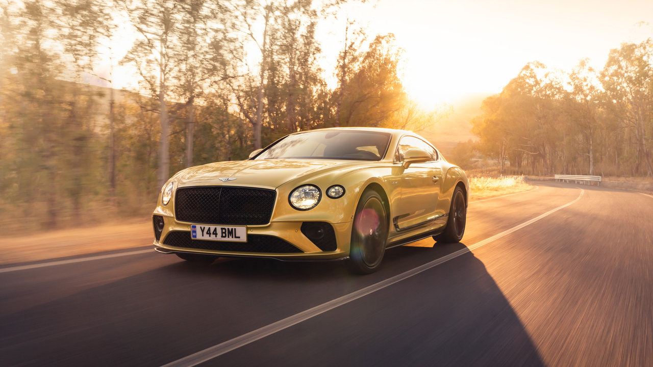 Storing a Pre-Owned Bentley Through a Quebec Winter: What Hibernation Season Takes