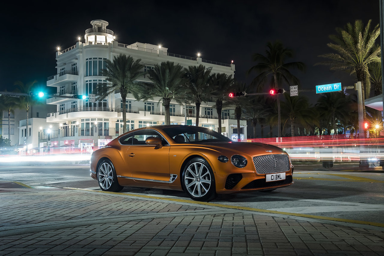 Bentley Continental 2020 vs Mercedes-Benz Coupé de Classe S 2020