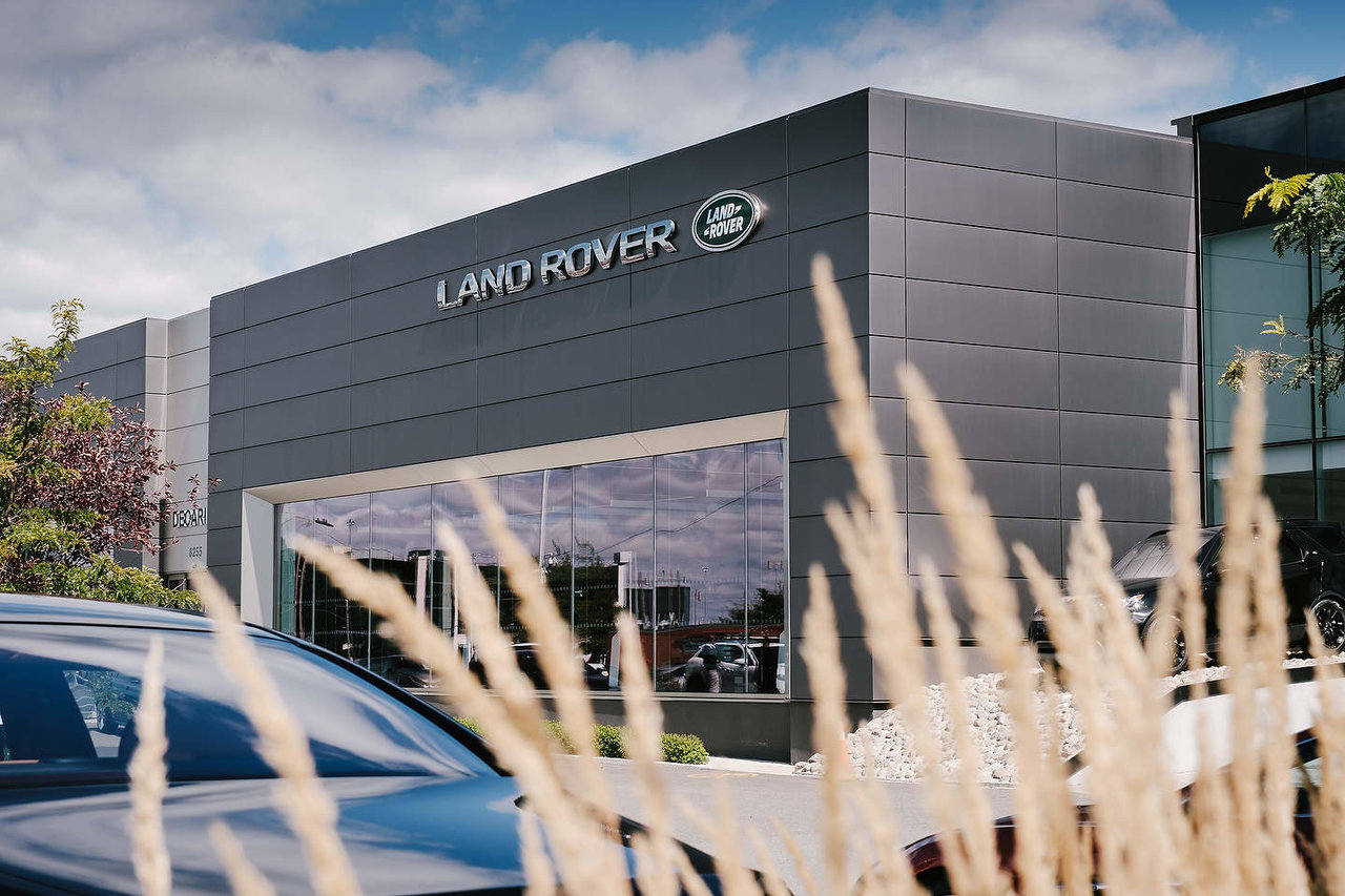 The advantages of the Land Rover certified pre-owned vehicle program