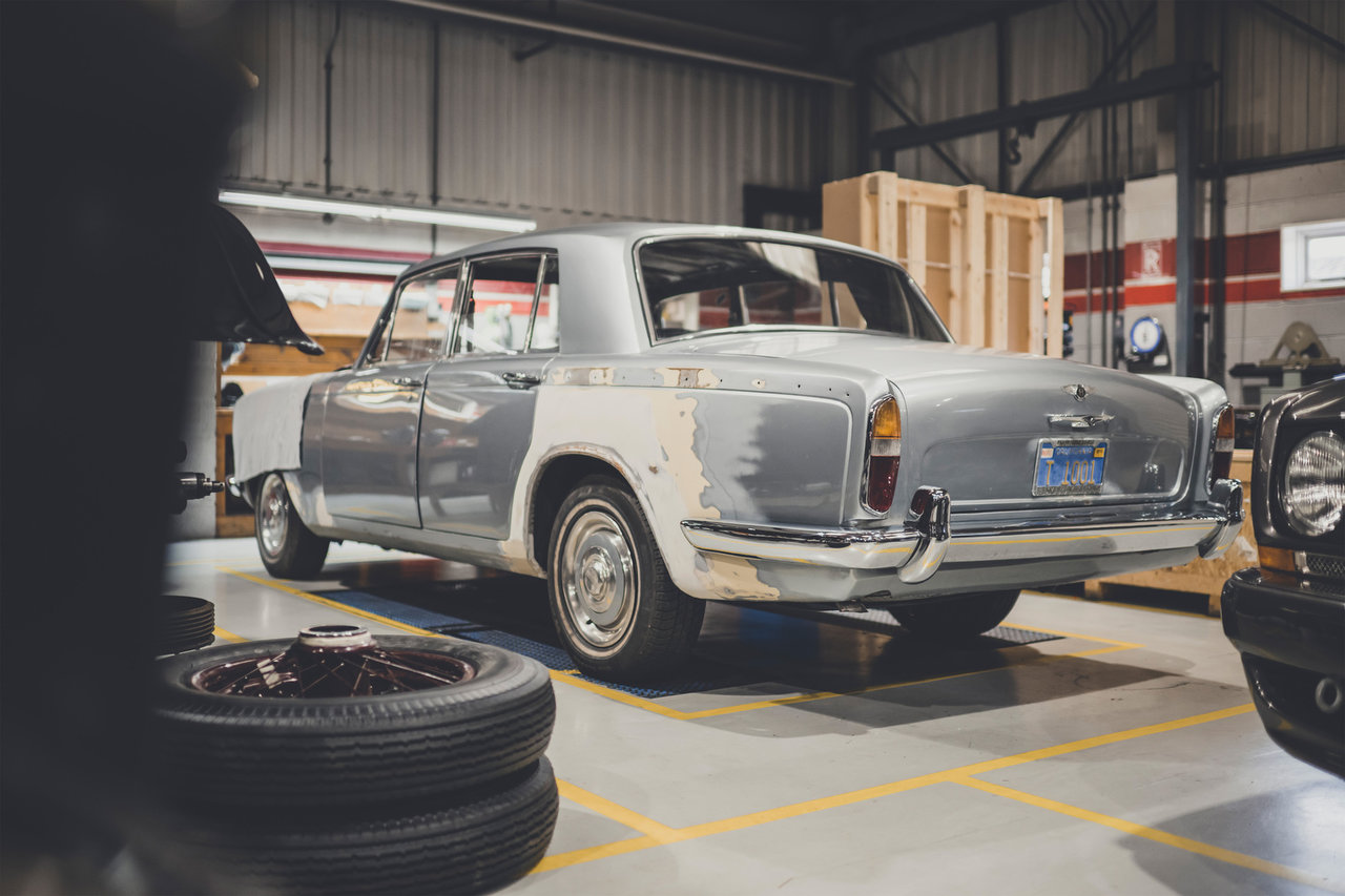 C’est le des travaux de restauration de la première Bentley Série T