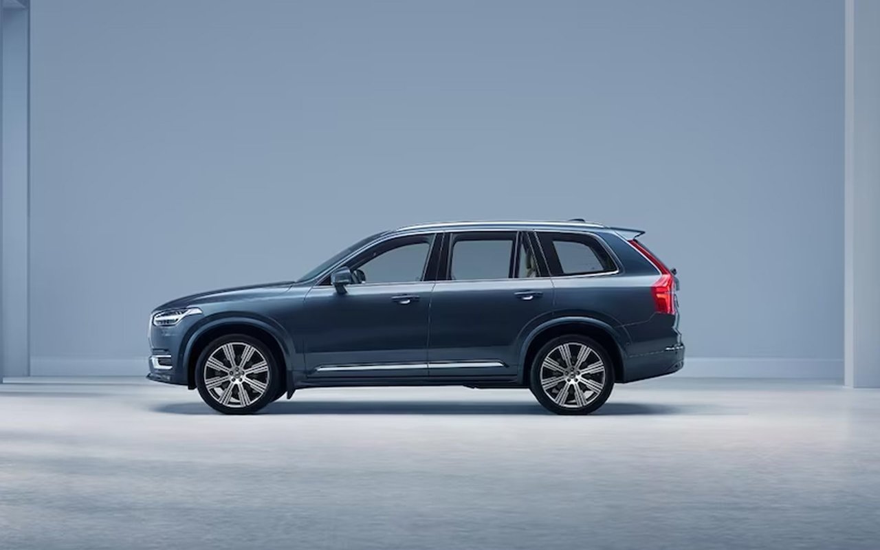 The 2024 Volvo XC90 in Vancouver | Volvo Cars Richmond