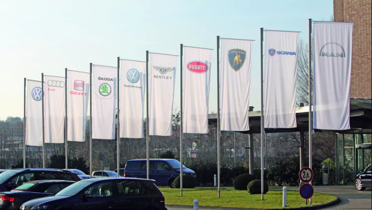 Volkswagen AG Aims for Top Automaker Spot by 2018