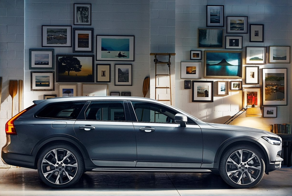 V90 and V90 Cross Country