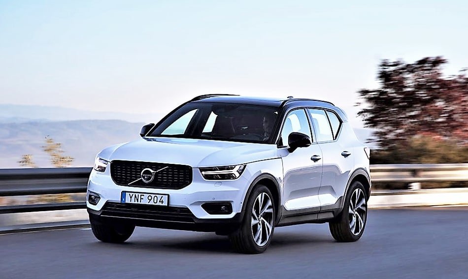 The 2019 Volvo XC40 vs. The Competition