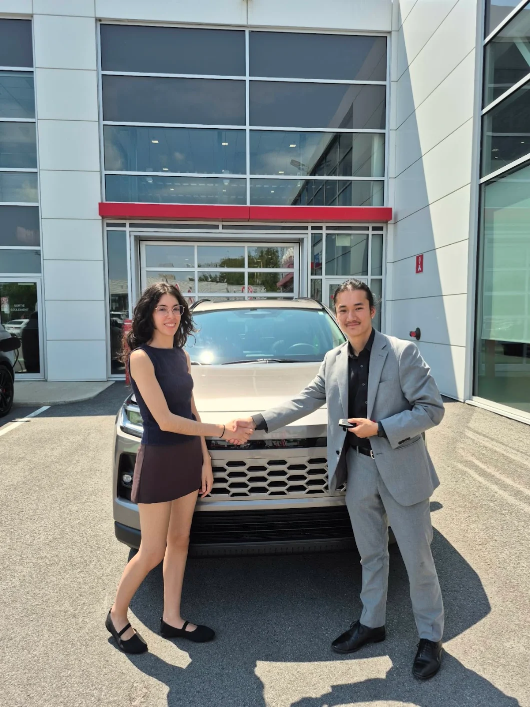 Je recommande vivement Vimont Toyota!